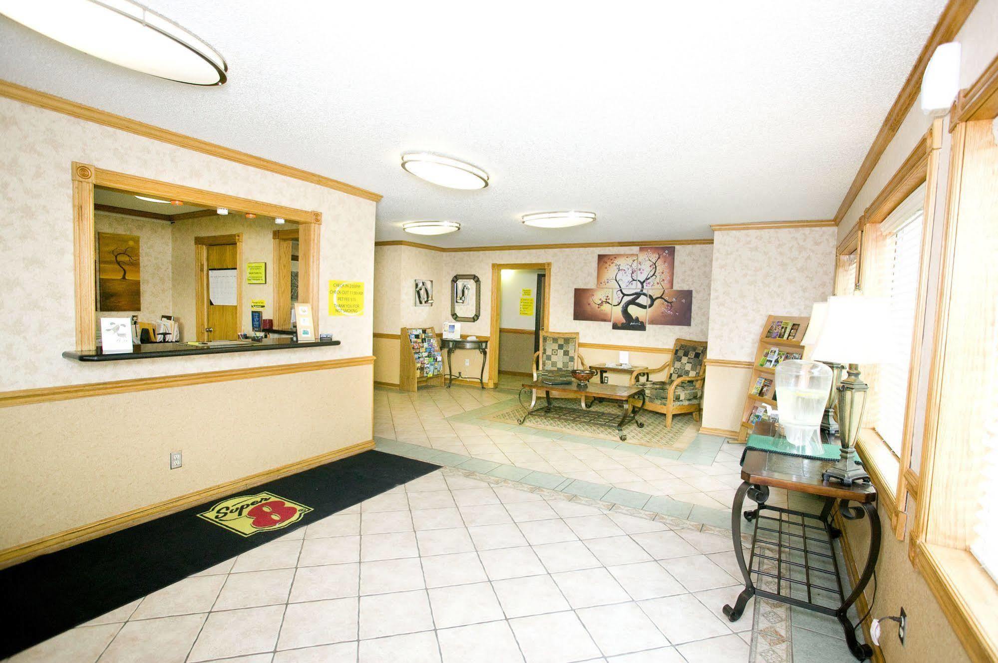 Super 8 By Wyndham Van Buren/Ft. Smith Area Wnętrze zdjęcie